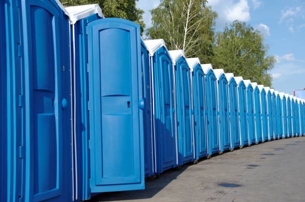 Best Porta potty rental near me  in Howland Center, OH